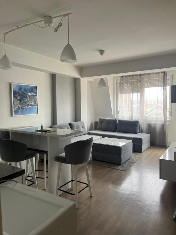 Cozy Apartment In The City Center Skopje Exterior foto